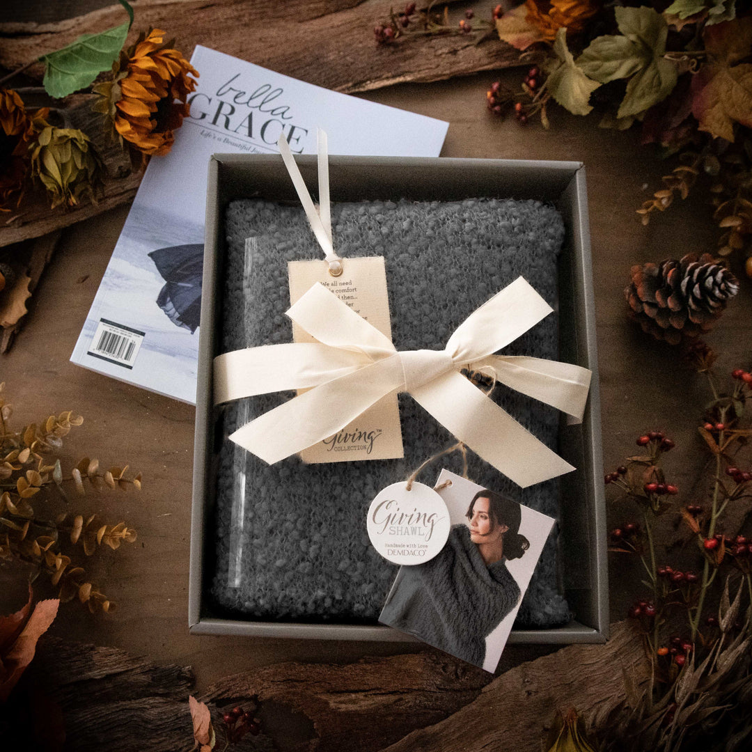 Winter's Magic Bella Grace Bundle (Issue 46)