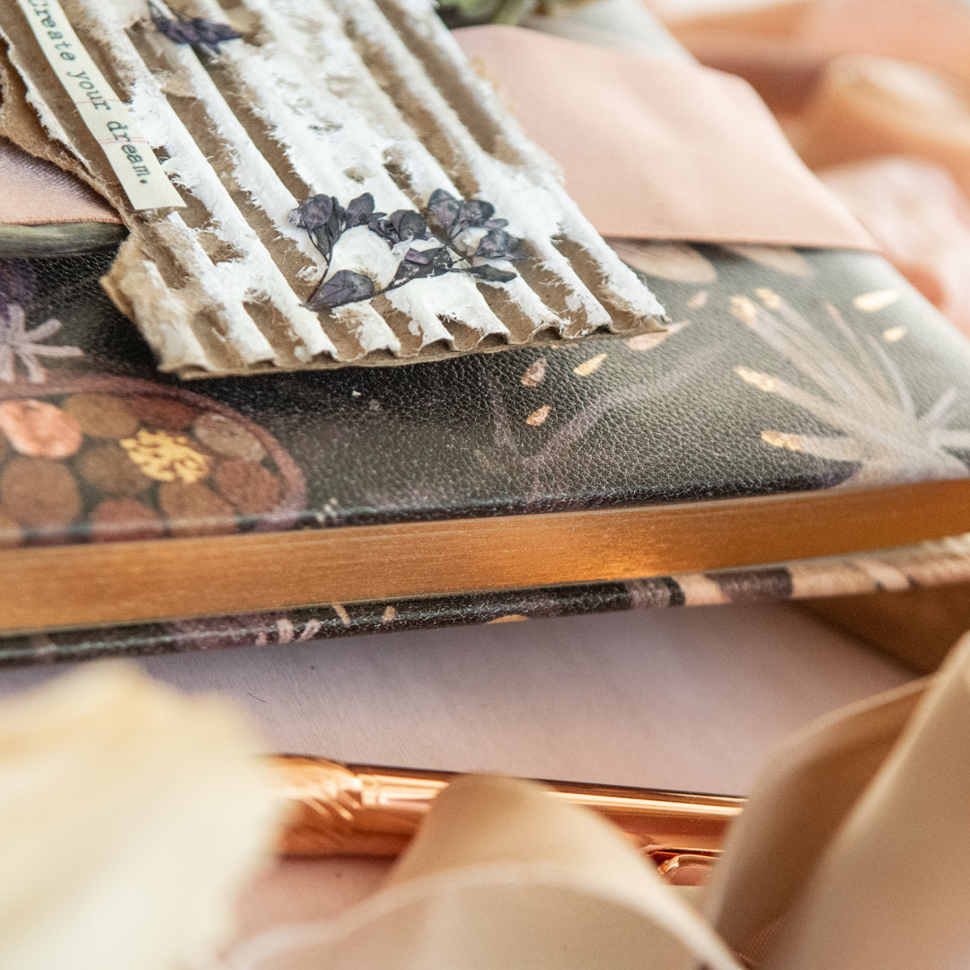 Simple Packaging for a Beautiful New Year's Gift