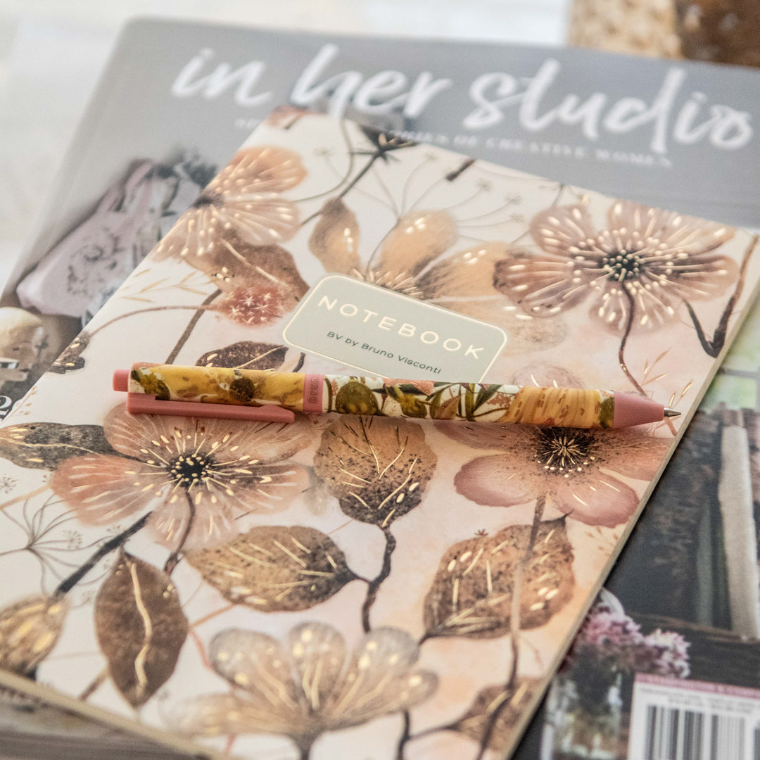 In Her Studio Blush Blooms Bundle