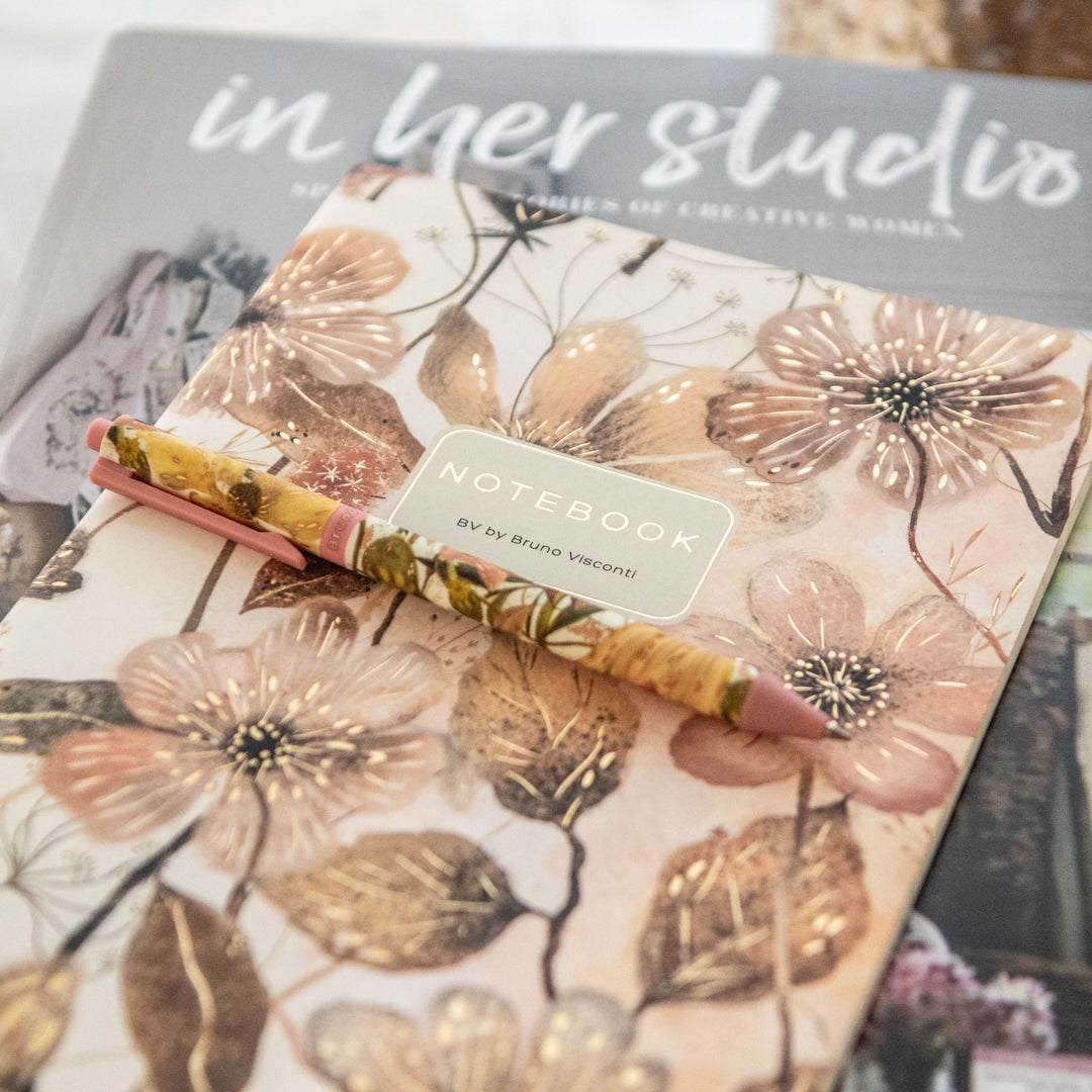 In Her Studio Blush Blooms Bundle