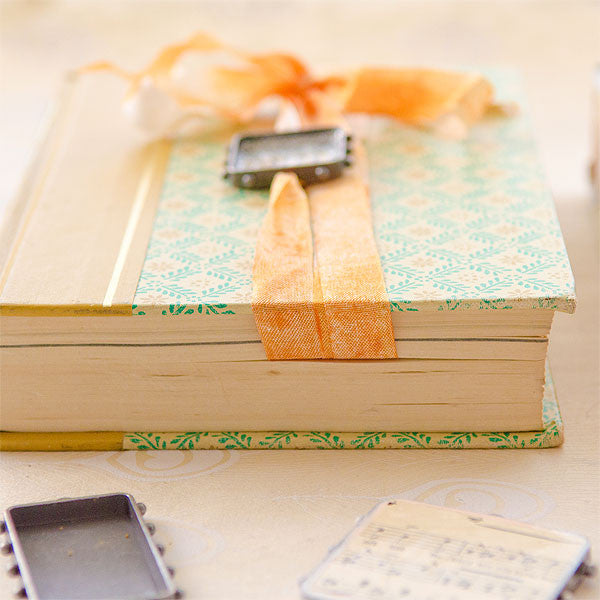 Bezels for Beginners: Bookmark and Bracelet Projects