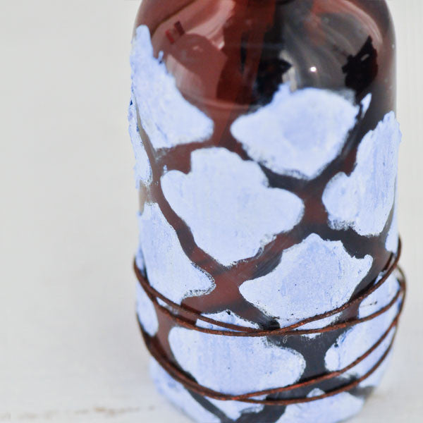4 Ways to Alter Amber Jars