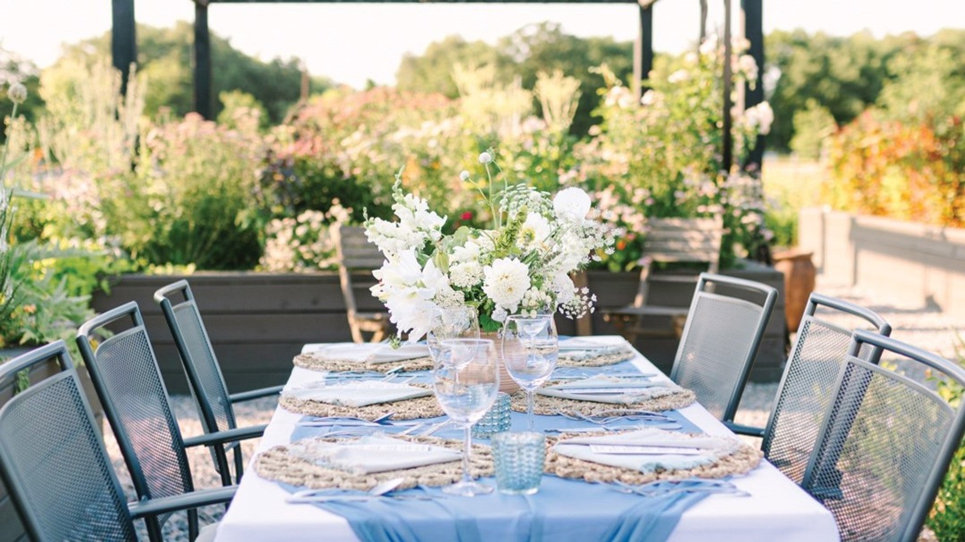 Gather in your Garden: 7 Inviting Spaces for Springtime