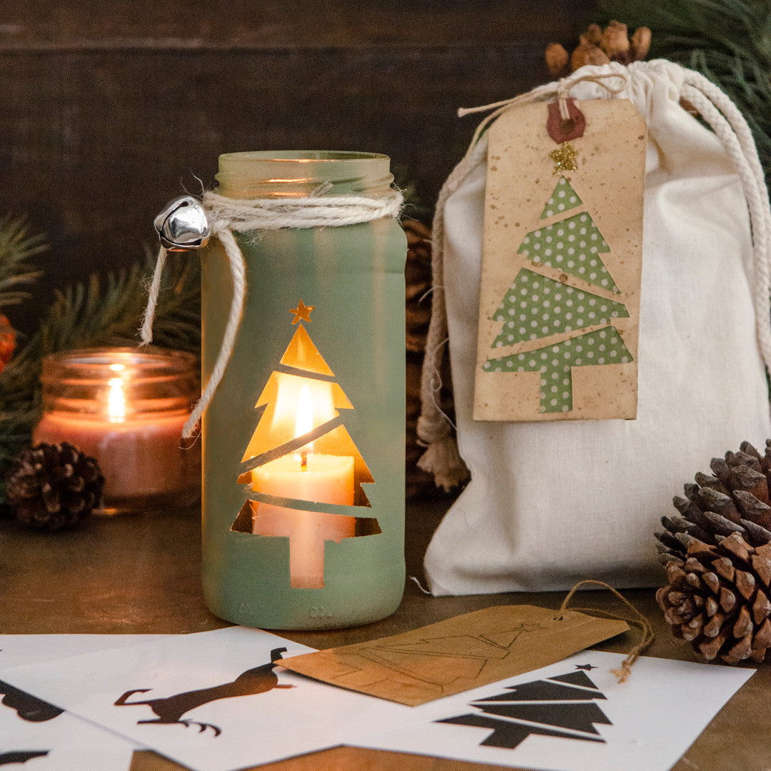Mason Jar Christmas Tree Silhouettes & Gift Tags With Free Holiday Printables