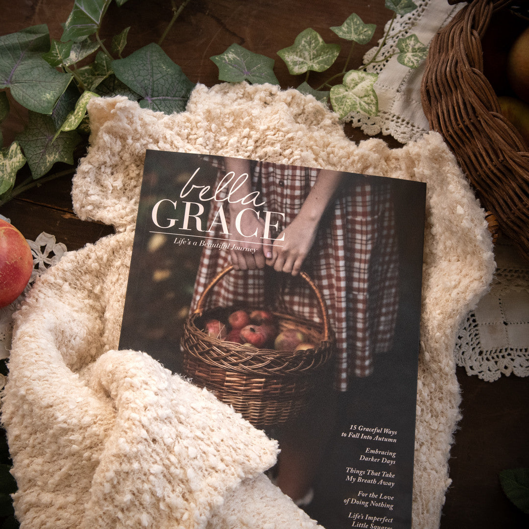 Conjuring Cozy Bella Grace Bundle (Issue 41)