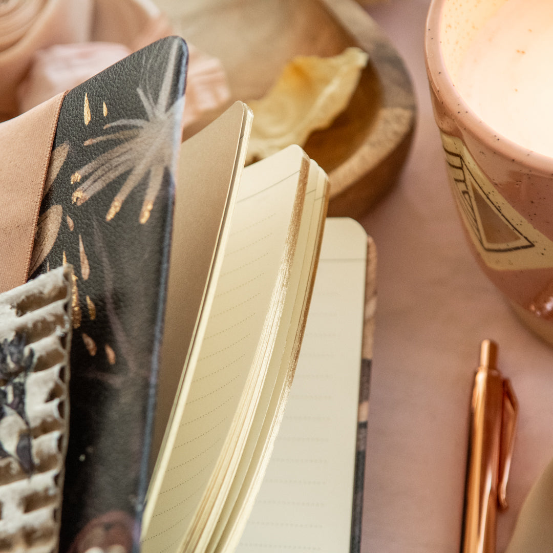 Simple Packaging for a Beautiful New Year's Gift