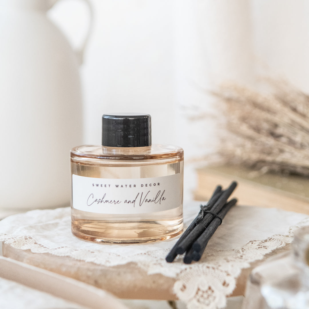 Home Reed Diffuser Cashmere and Vanilla - Thumbnail 2