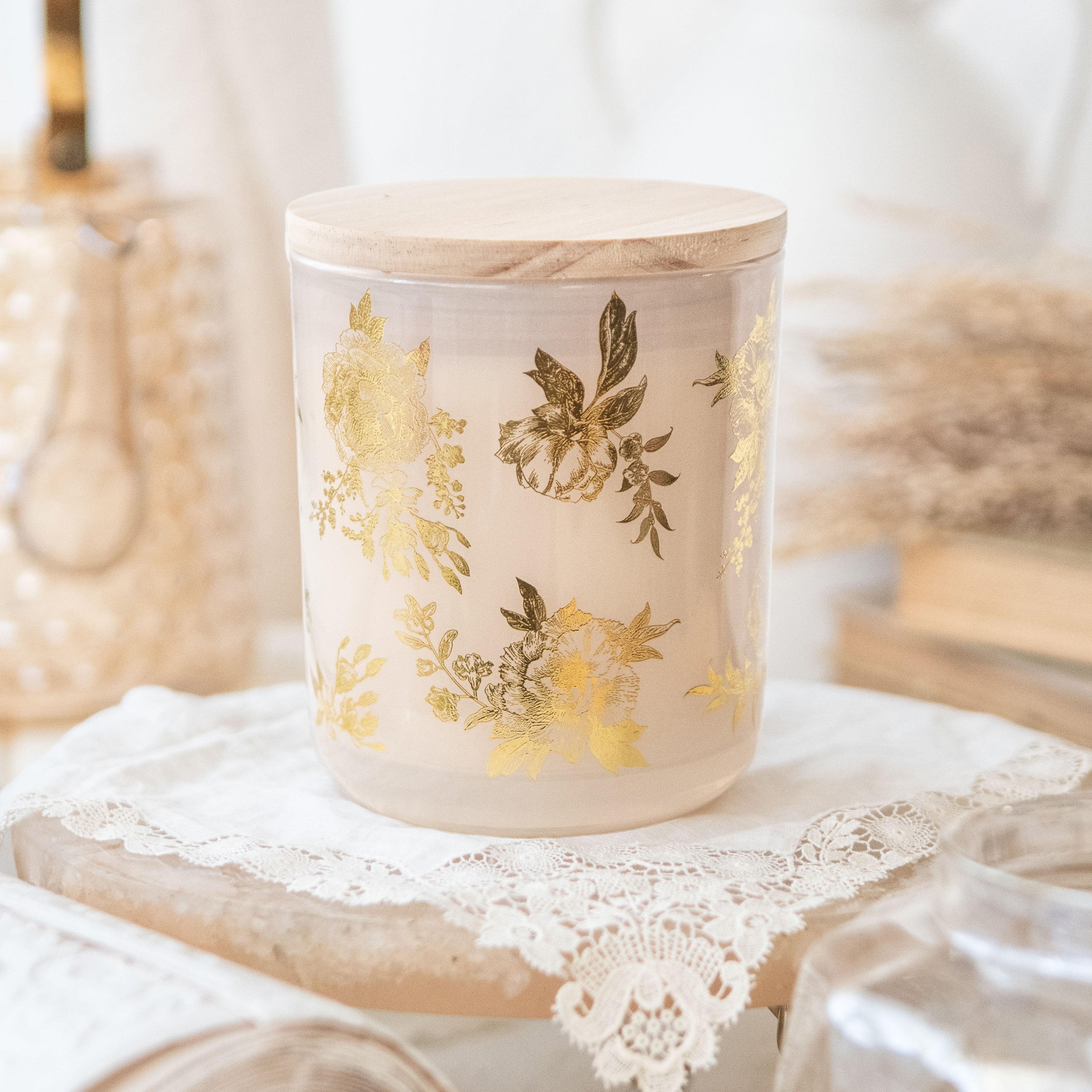 Gold Delft 12 oz Soy Candle