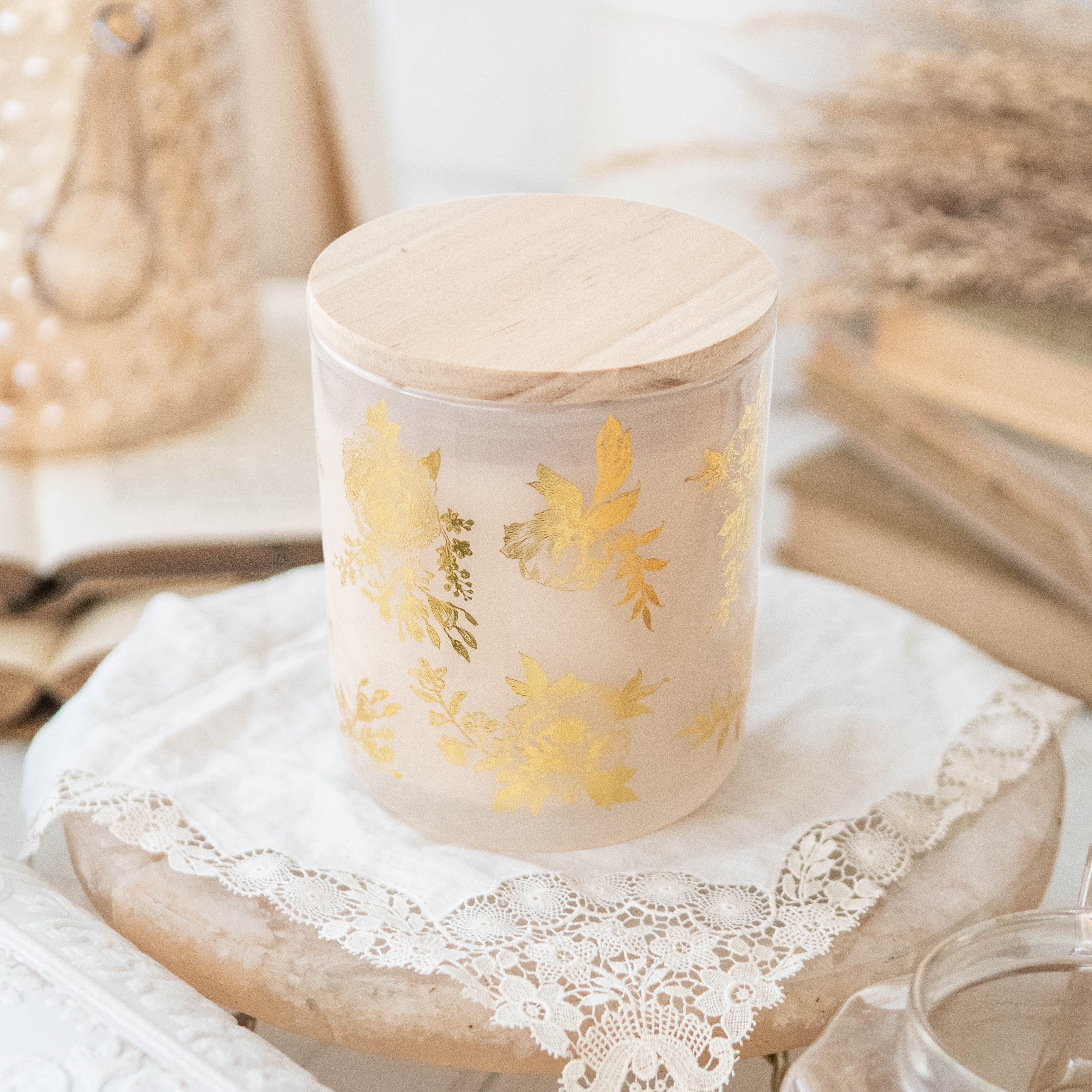 Gold Delft 12 oz Soy Candle