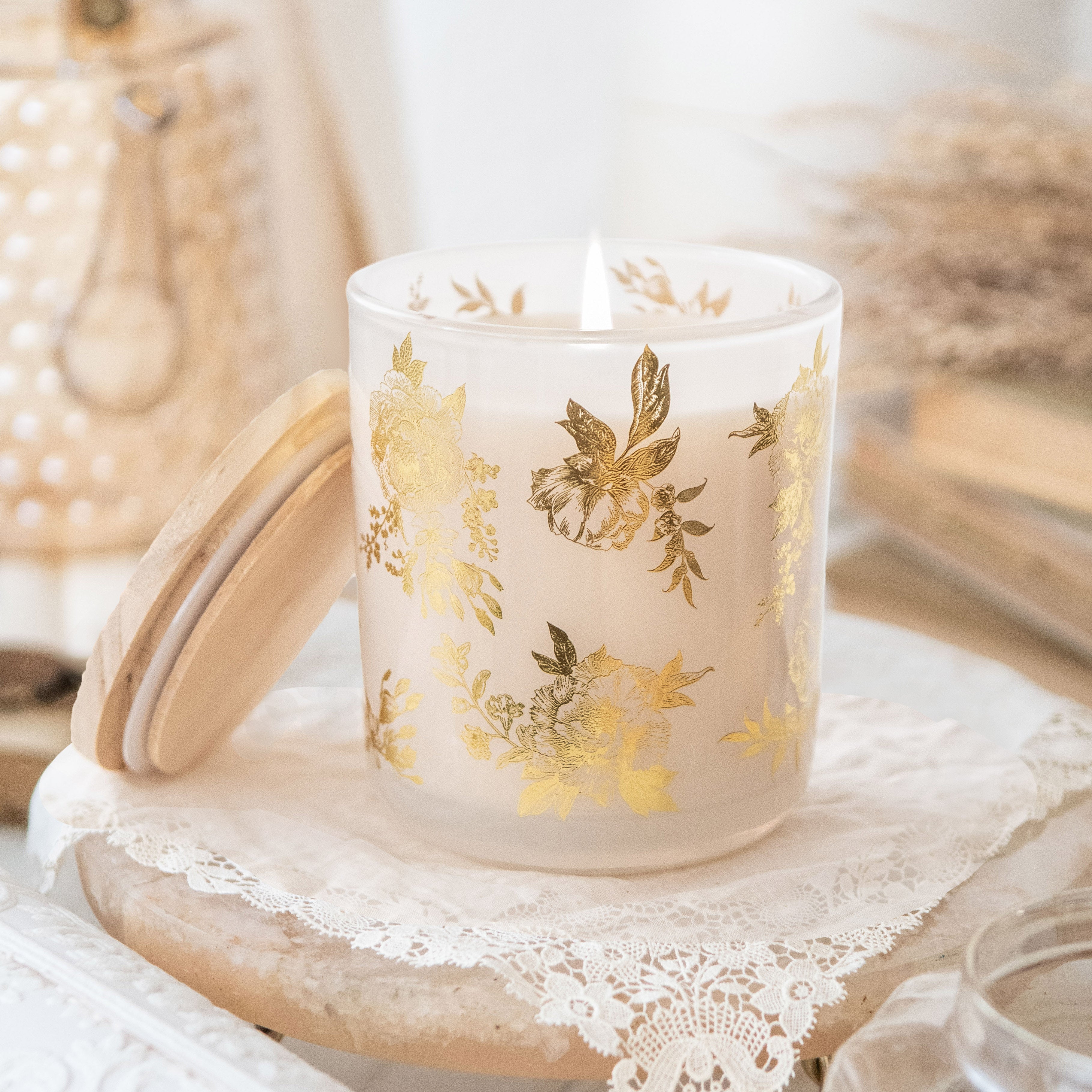 Gold Delft 12 oz Soy Candle