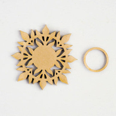 PaperWhimsy Amazing Alterables Medium Rosette Medallion No. 6