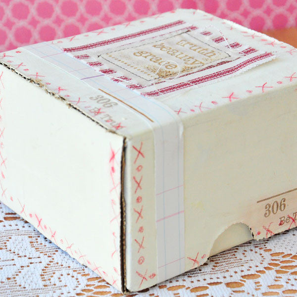 Beloved Valentine's Day Boxes Project by Kristen Robinson