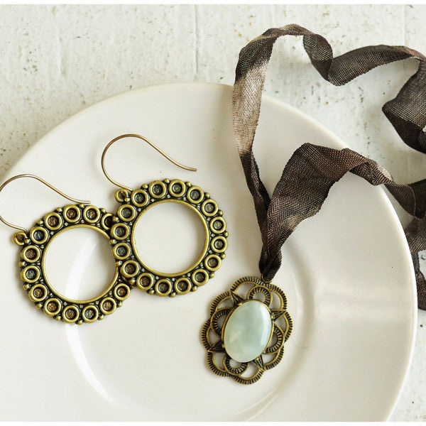 Quick and Easy Earrings and Necklace Project