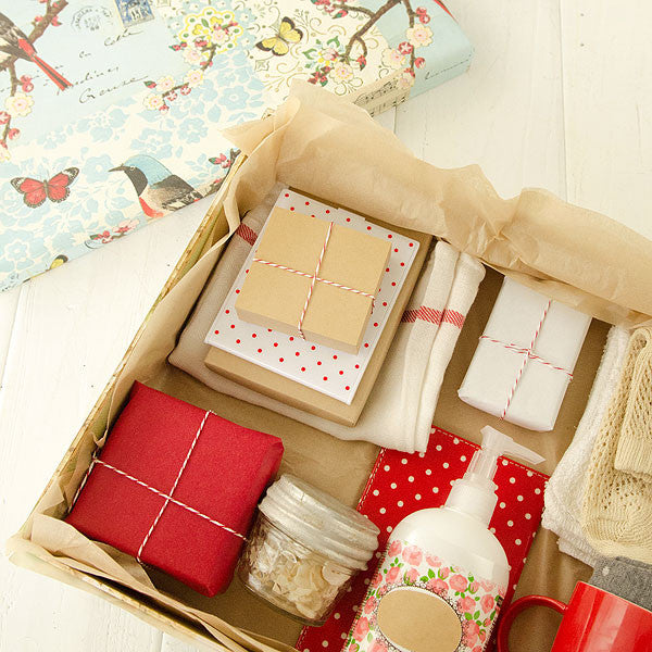 Artfully Arranged Gift Box Project