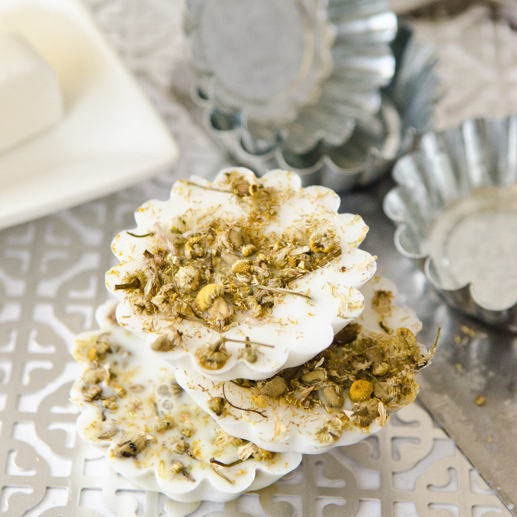 Handmade Chamomile Soaps in 5 Minutes or Less