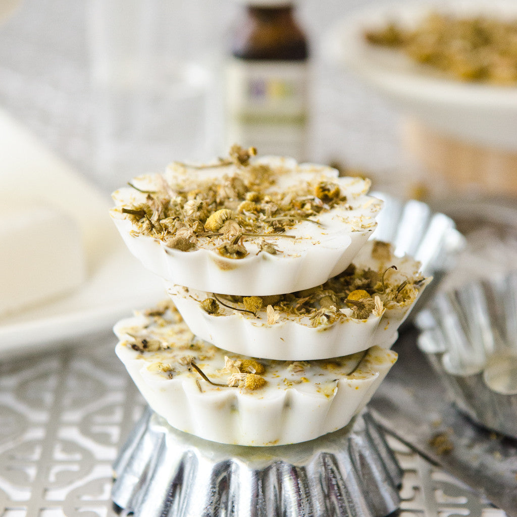 Handmade Chamomile Soaps in 5 Minutes or Less