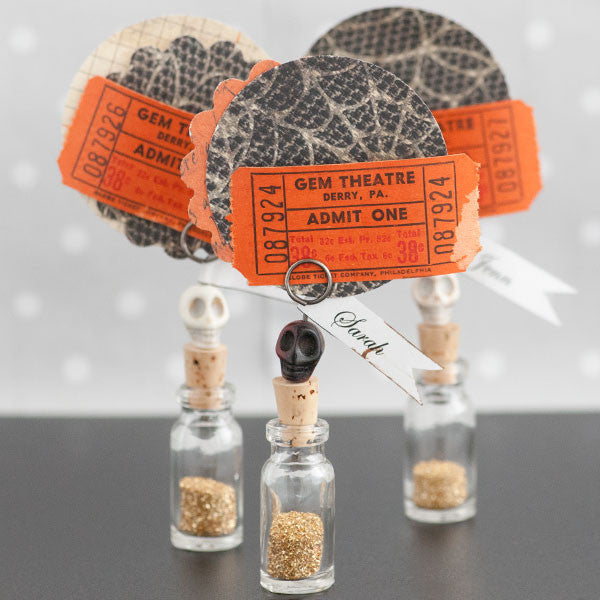 Halloween Party Favor Bags and Place Cards Project