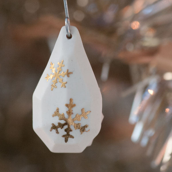 All that Glitters Holiday Ornaments and Gift Wrap