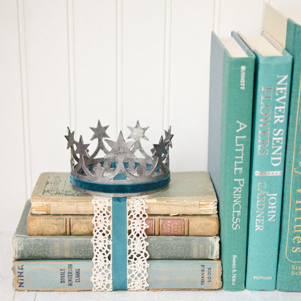 Distressed Crown and Bookshelf Propping Idea
