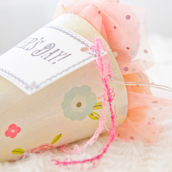 A Mother's Day Floral Bouquet Project by Catherine Garmany